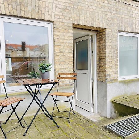 Aday - Charming Studio Close To The Football Stadium Aalborg Exterior photo
